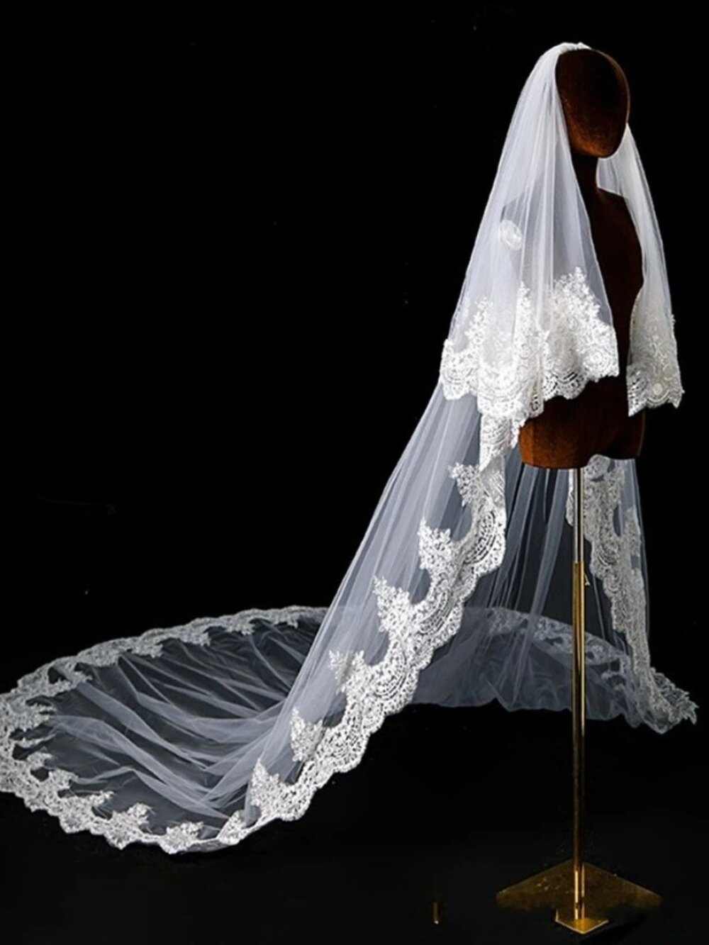 2-Tier 3M Wide Lace Trim Wedding Bridal Veil